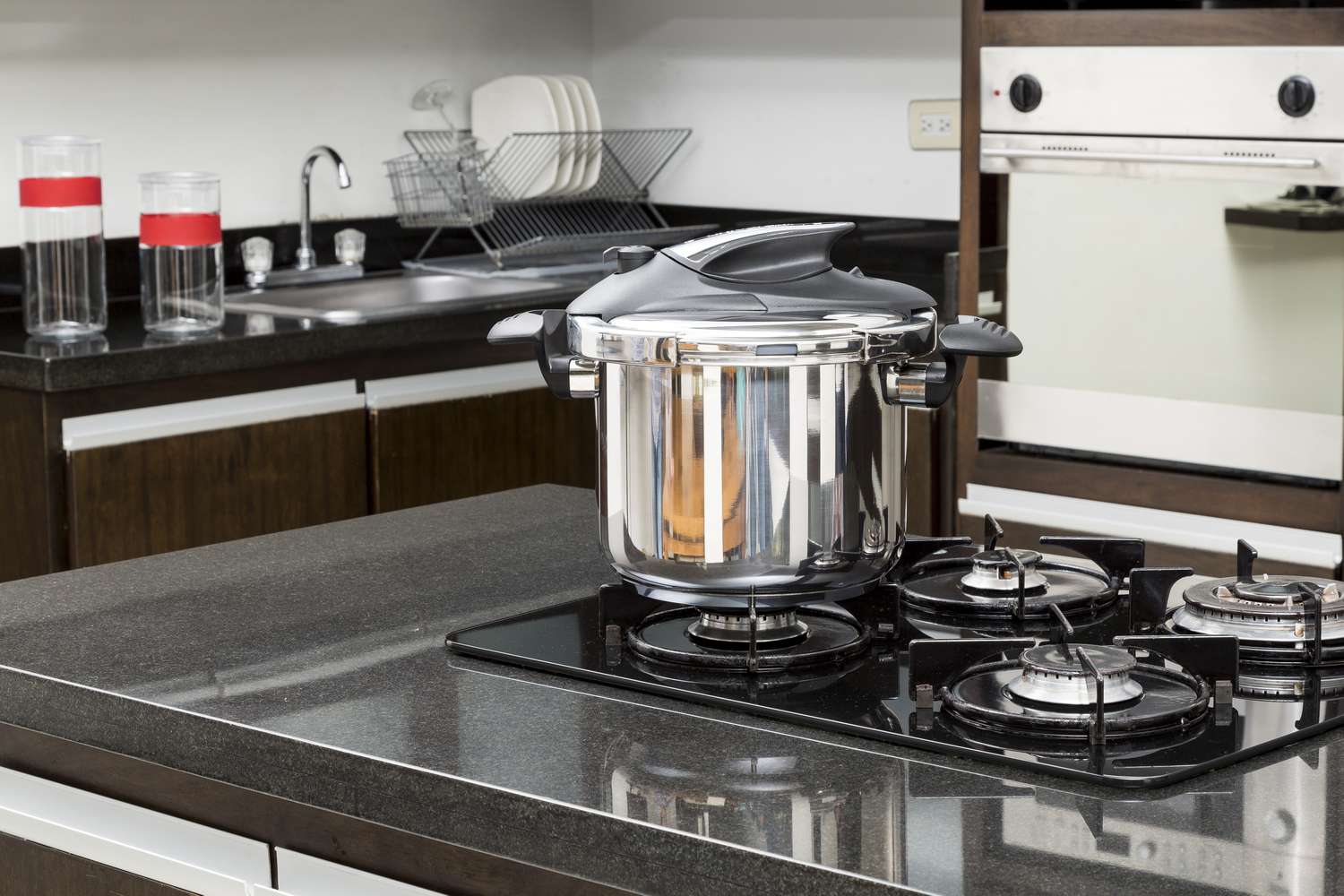 Jinsi ya Kutumia Pressure Cooker