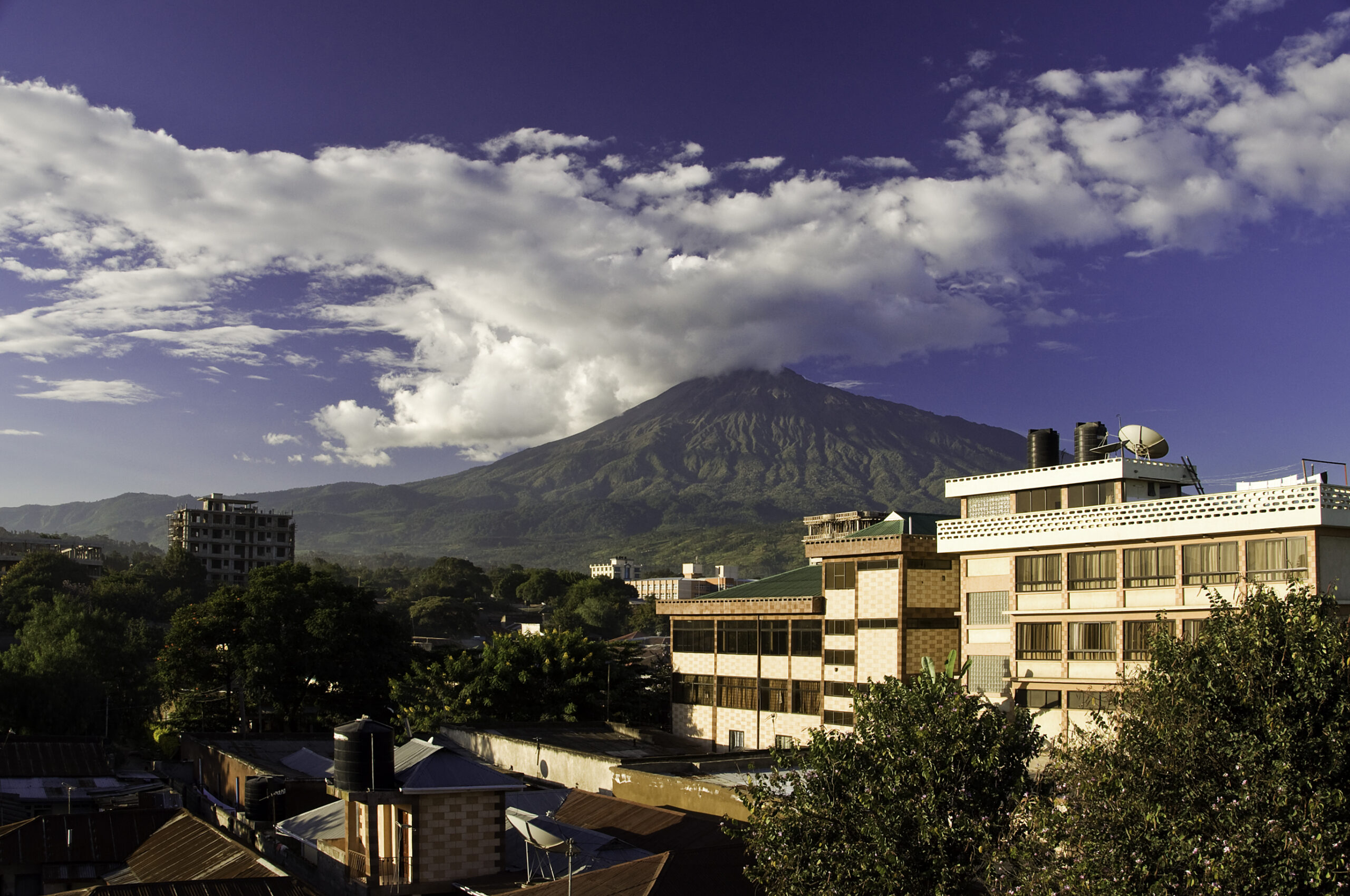 Ramani ya Mkoa wa Arusha na Wilaya Zake