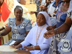 Mistari ya Biblia Kuhusu Mwanamke