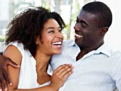 SMS za Romantic kwa Mpenzi Wako: Maneno Matamu ya Mapenzi